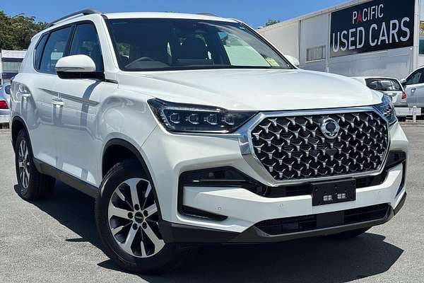 2025 KGM Rexton