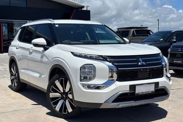 2025 Mitsubishi Outlander