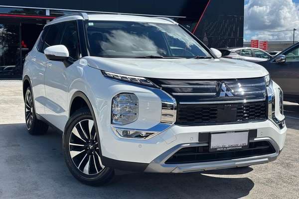 2026 Mitsubishi Outlander